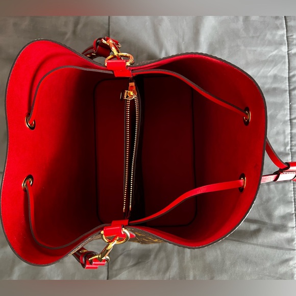Louis Vuitton authenticated NéoNoé bucket purse - Picture 11 of 11